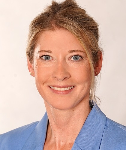 Carmen Meyer, Personalabteilung