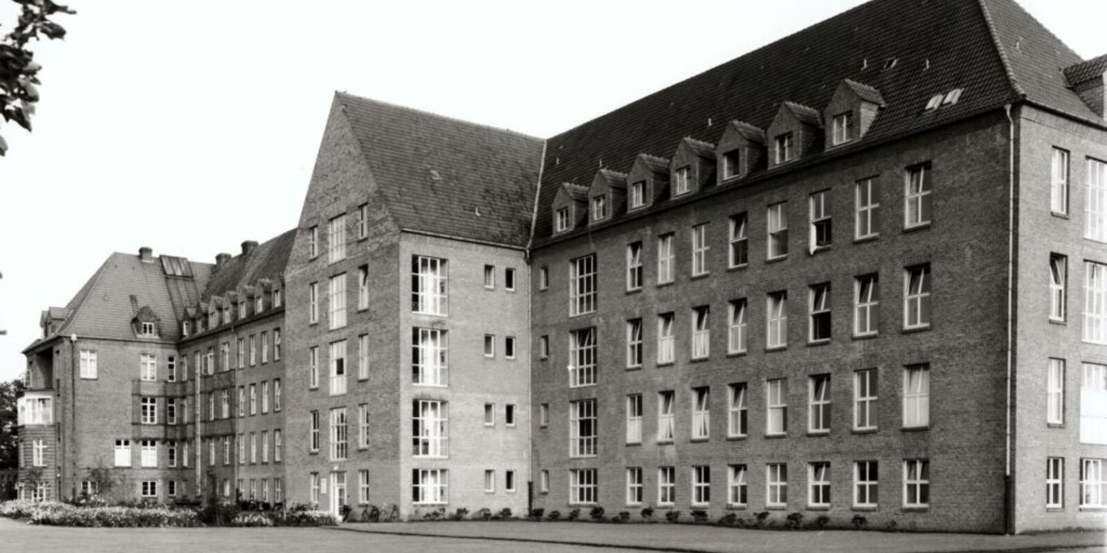 Historische Fotografie, Krankenhaus, Nordhorn, Einweihung, 1953