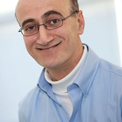 strahlentherapie-ansprachpartner-hatami.jpg