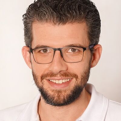 Kachkach, Mohammad Samer - Arzt Radiologie_15 klein.jpg