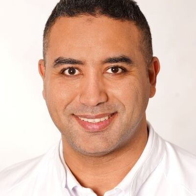 Elzainy, Ayman, Arzt Neurologie_08 klein.jpg