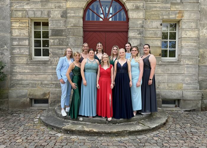 Abschlussklasse Pflegefachfrauen der EUREGIO-KLINIK 2025.jpeg